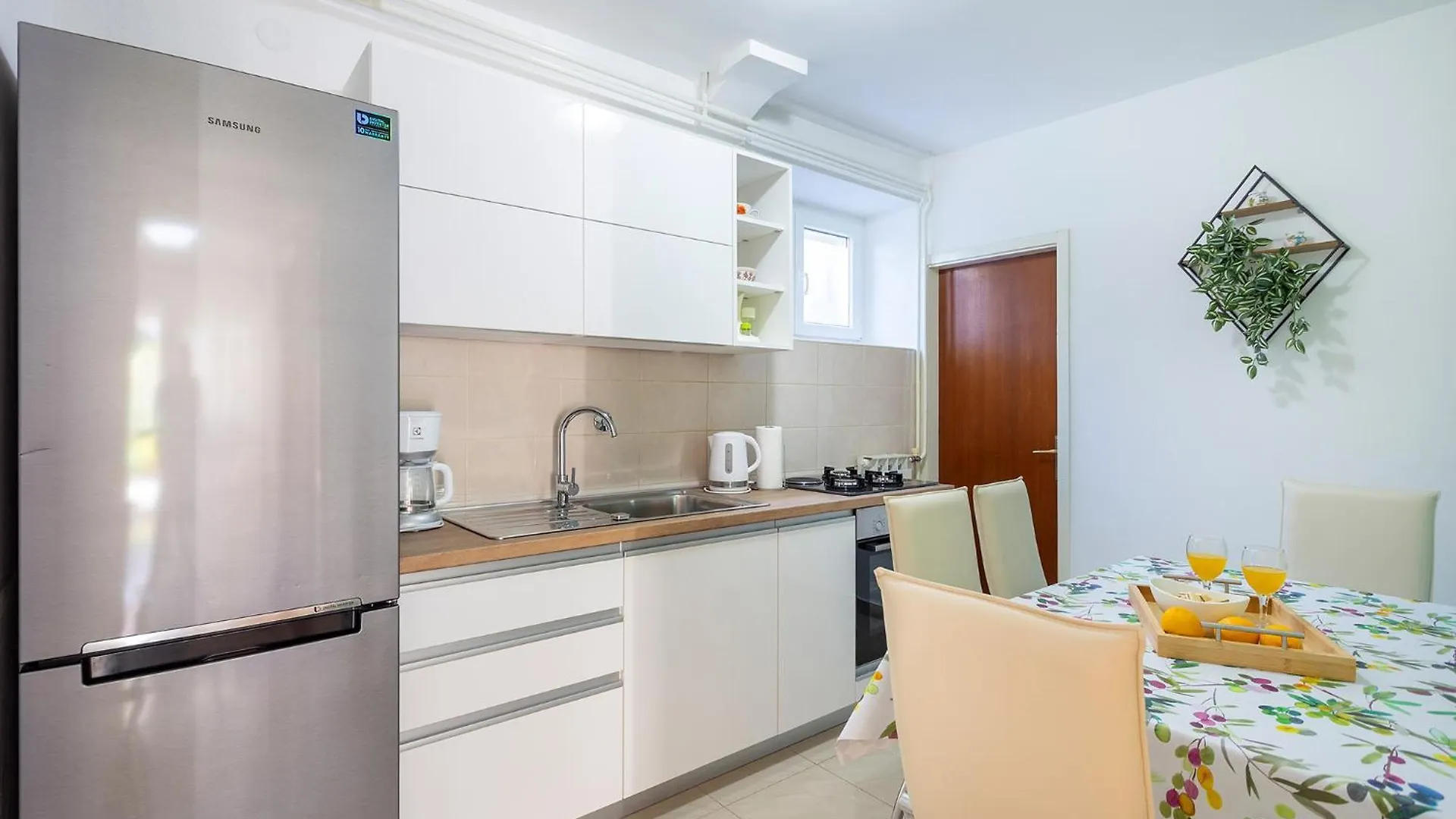 *** 招待所 Apartments Perka Near Beach 普拉 克罗地亚