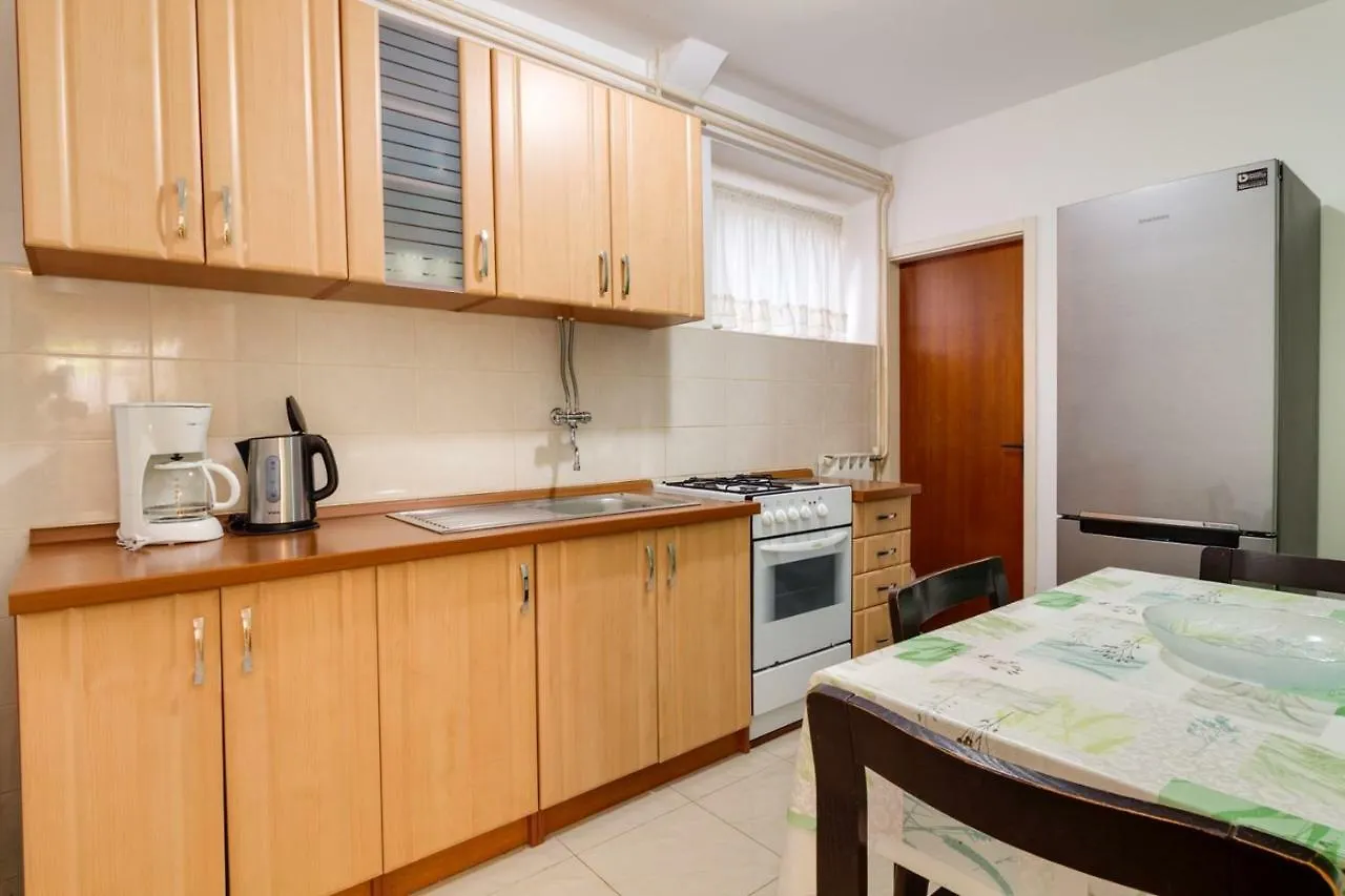 招待所 Apartments Perka Near Beach 普拉