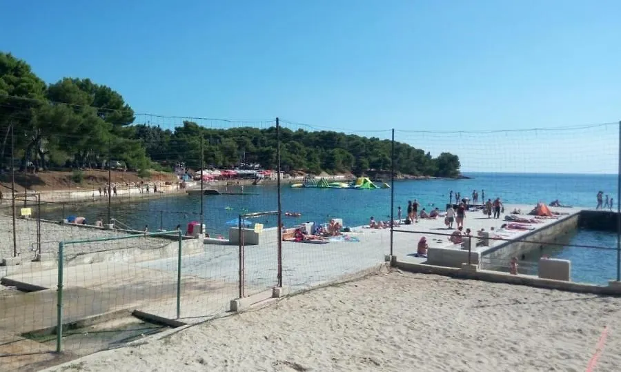 Guest house Apartments Perka Near Beach Pula