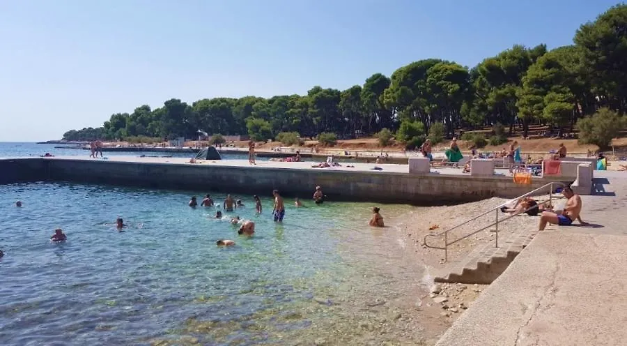 Apartments Perka Near Beach Pula Croatia