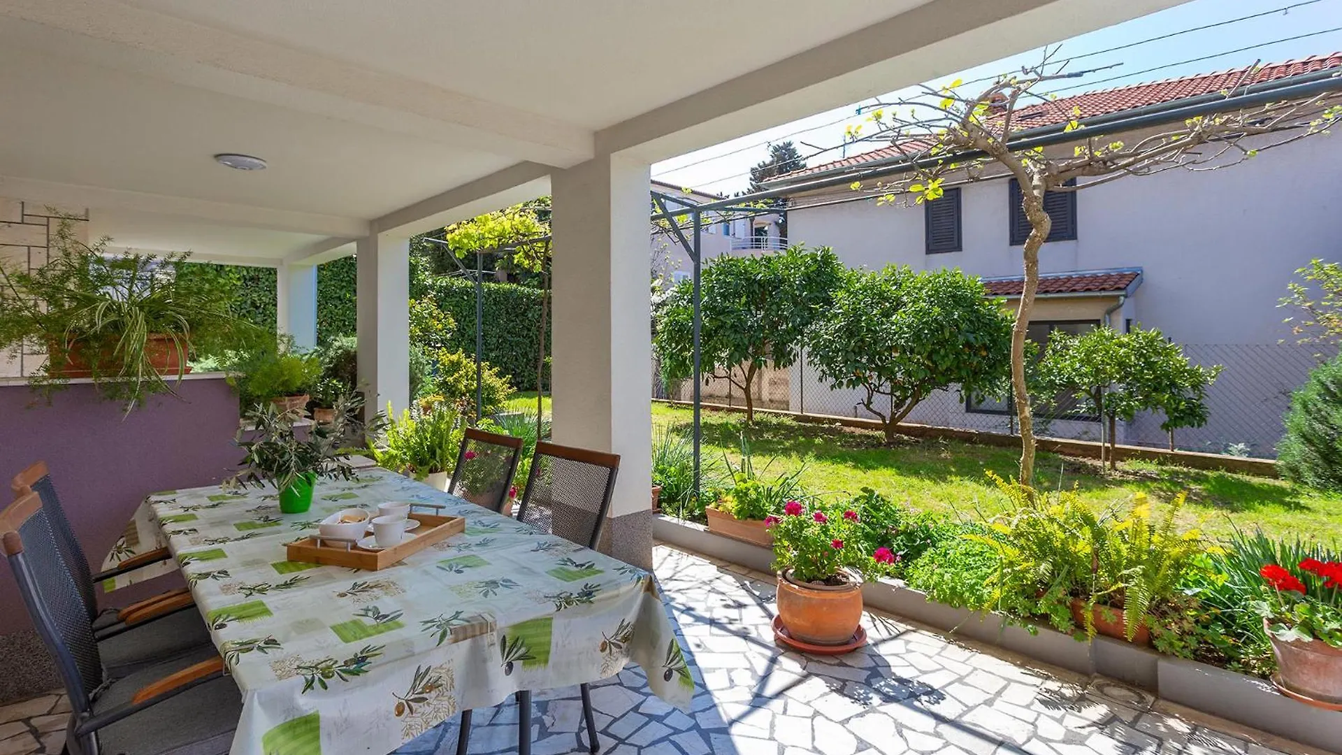 Apartments Perka Near Beach Pula Guest house