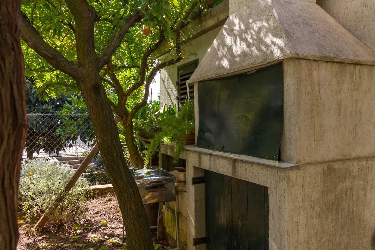 Apartments Perka Near Beach Pula Guest house