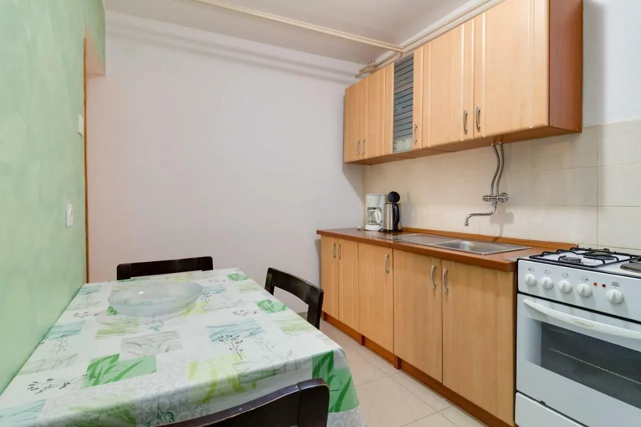 *** Guest house Apartments Perka Near Beach Pula Croatia